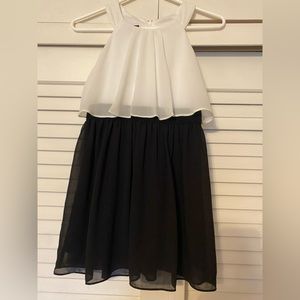 Girls dress white/black size 10